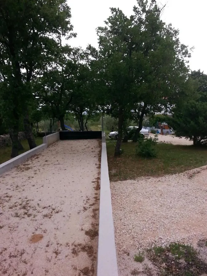 Holiday Home Hrast Debeljak Croatia
